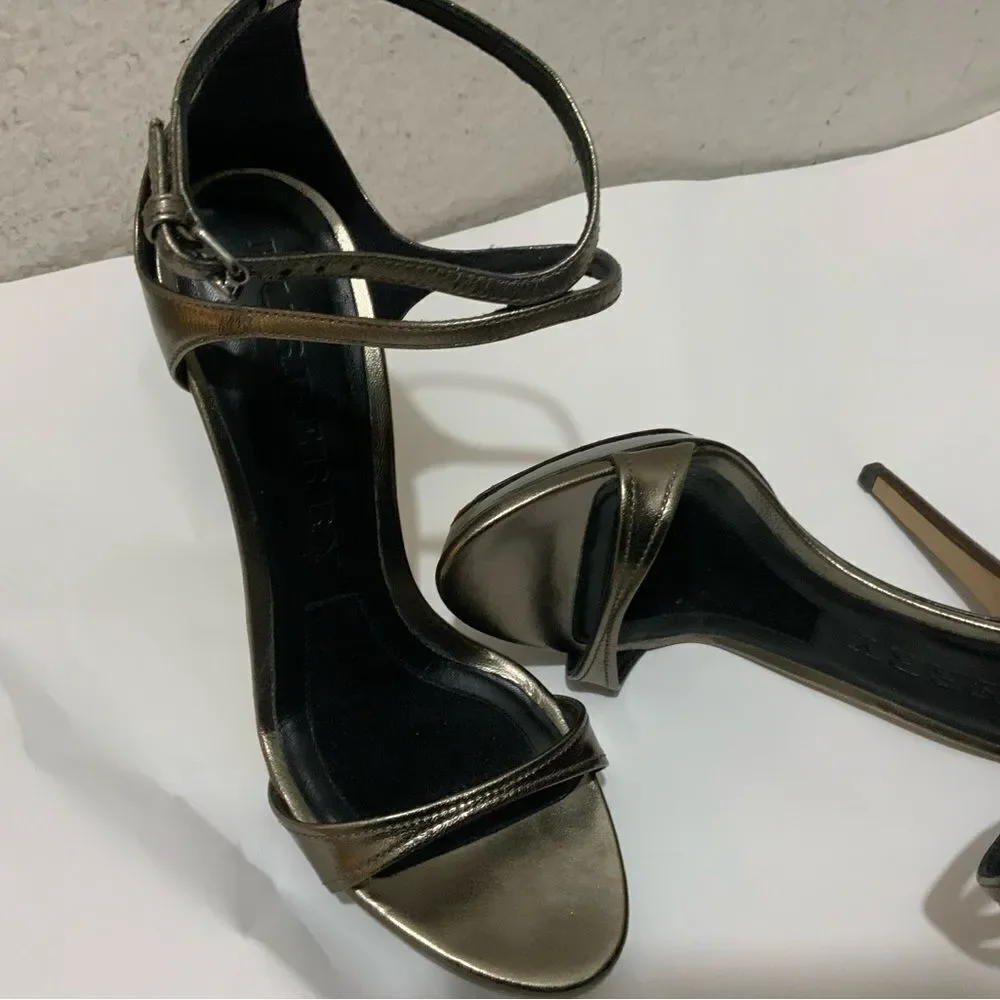 Burberry Pewter Gunmetal Metallic Stiletto Heels size 37 Italy